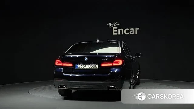 BMW 5 Series (G30) id 3043038 из Кореи 14