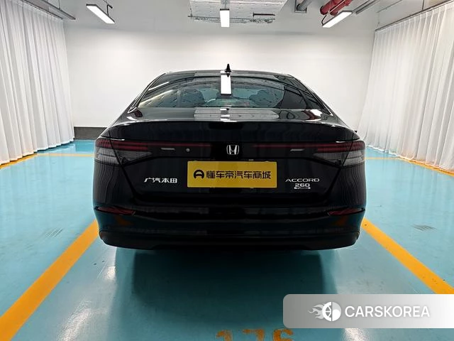 Honda Accord id 4341892 из Китая 14