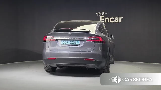 Tesla Model X id 3318998 из Кореи 14