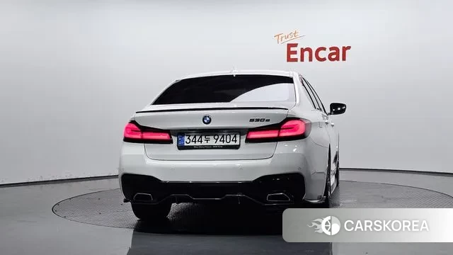 BMW 5 Series (G30) id 3059682 из Кореи 14