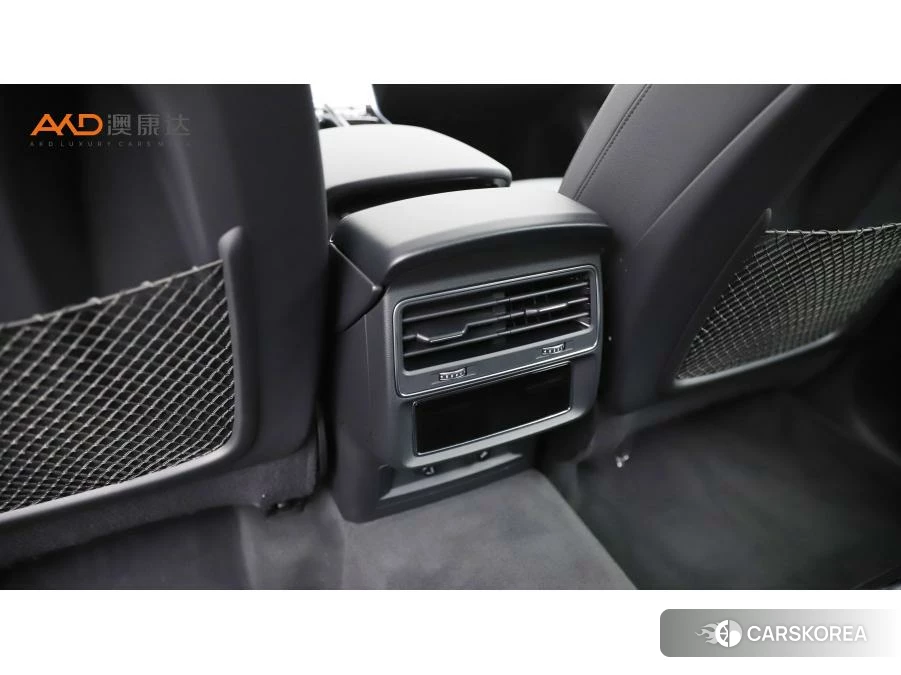 Audi Q7 2021 Темно-серый из Китая, фото 5