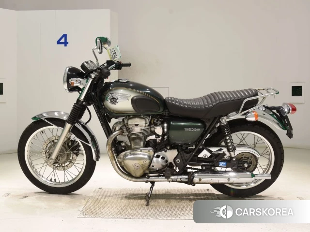 Kawasaki W800 2011 из Японии