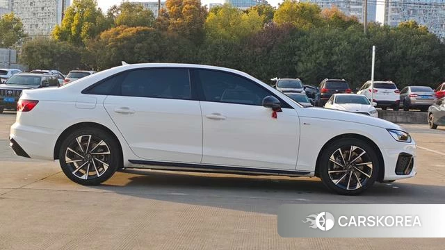 Audi A4L id 4238107 из Китая 7