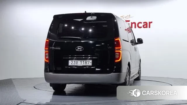 Hyundai The New Grand Starex id 3336567 из Кореи 14