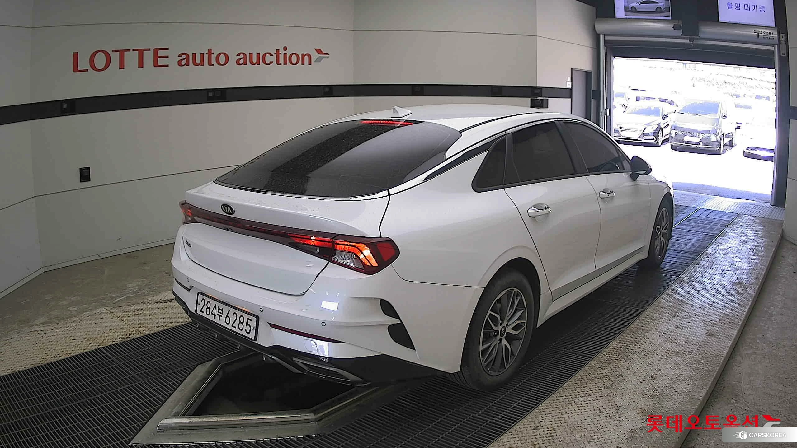 Kia K5 id 4296910 из Кореи 30