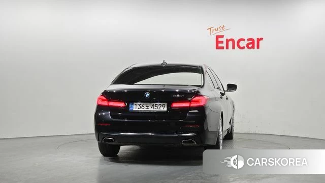 BMW 5 Series (G30) id 3833021 из Кореи 14