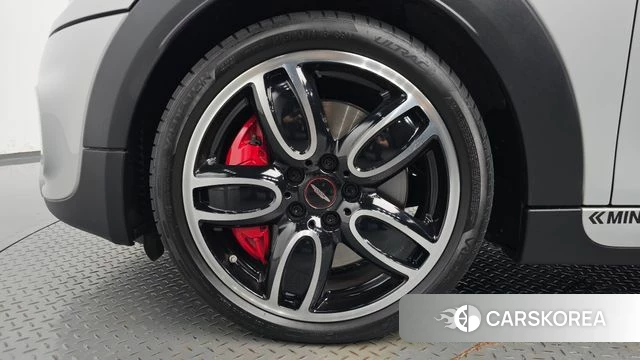 Mini Cooper S id 4794019 из Кореи 25