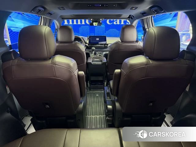 Toyota Grevia id 4328913 из Китая 12