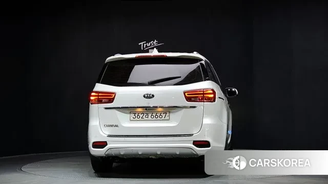 Kia The New Carnival id 3583423 из Кореи 14