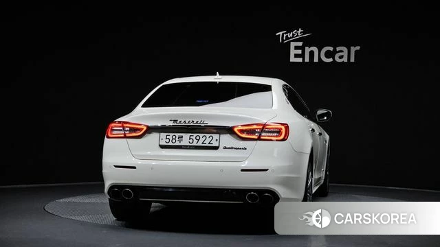 Maserati Quattroporte id 4587380 из Кореи 28