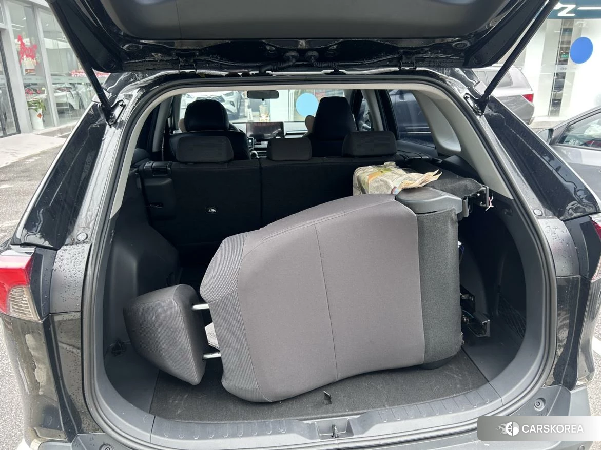 Toyota RAV4 2024 Черный из Китая, фото 5