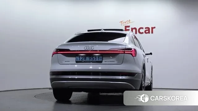 Audi e-Tron id 3258012 из Кореи 14