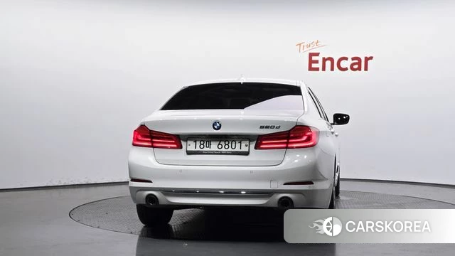 BMW 5 Series (G30) id 4755455 из Кореи 25