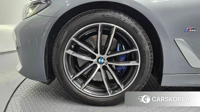 BMW 5 Series (G30) id 4715893 из Кореи 24