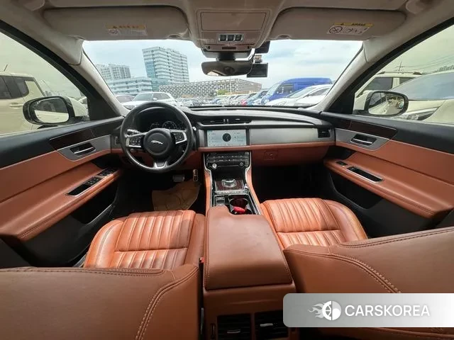 Jaguar XF (X260) 2019 Белый из Кореи, фото 5