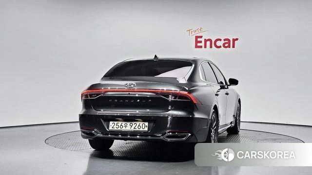 Hyundai The New Grandeur IG id 4501490 из Кореи 24