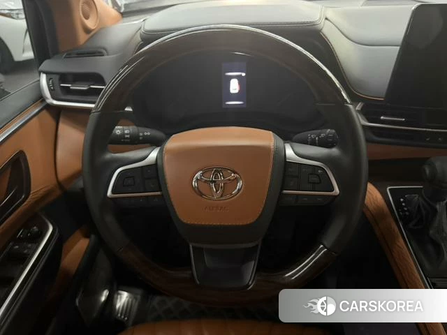 Toyota Saina id 4313942 из Китая 9