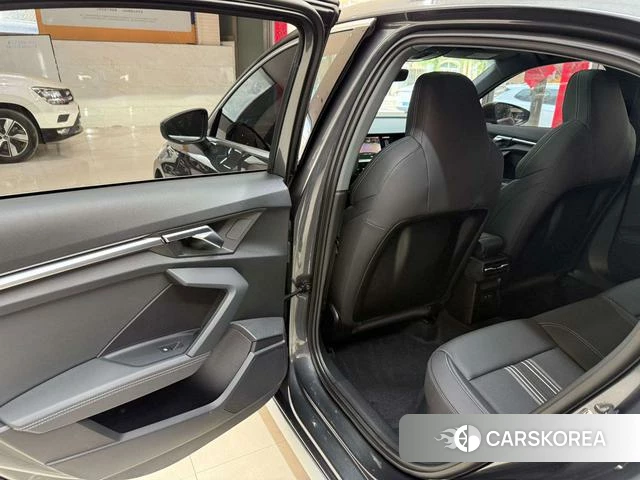 Audi A3 id 4393923 из Китая 17