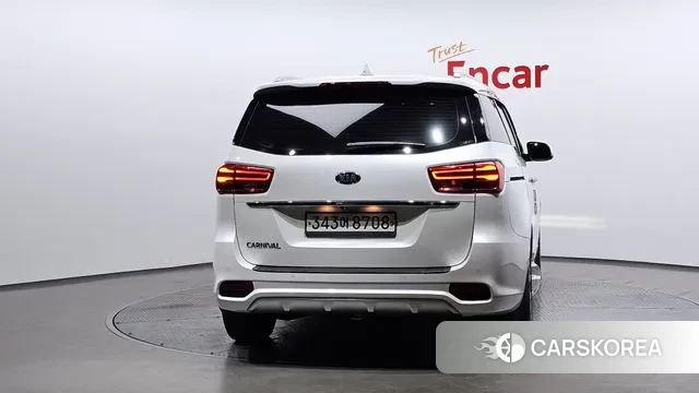 Kia The New Carnival id 3454732 из Кореи 14