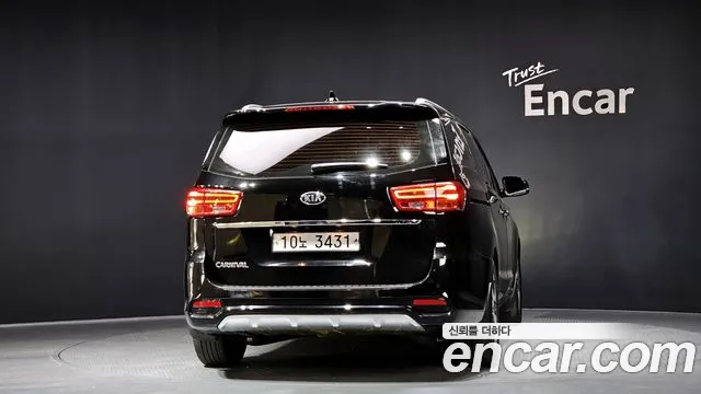 Kia The New Carnival id 2713233 из Кореи 14