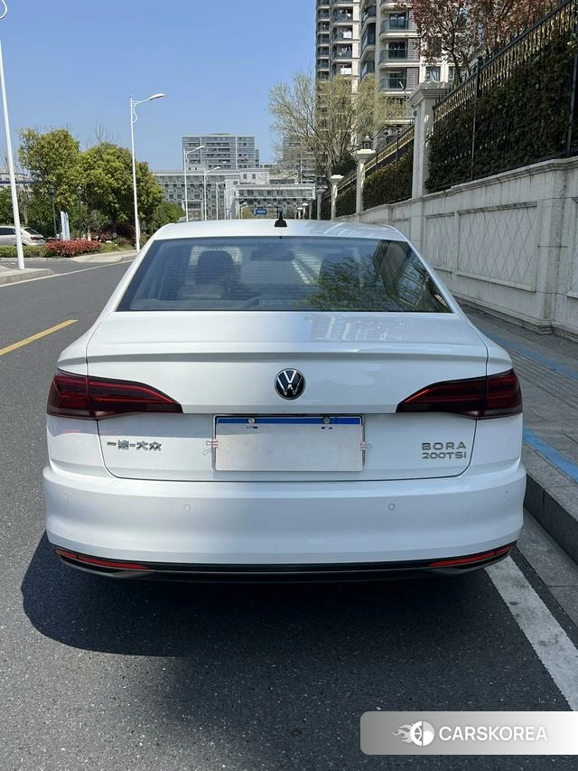 Volkswagen Bora 2021 Белый из Китая, фото 4