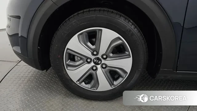 Kia Niro id 3772897 из Кореи 14