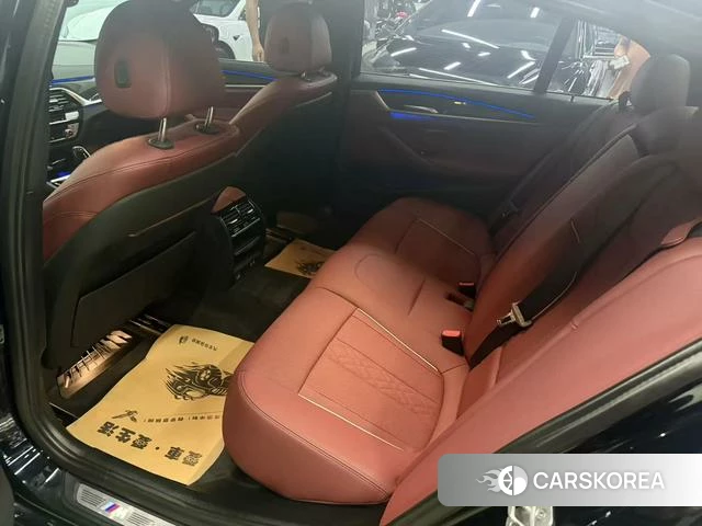 BMW 5 series 2022 Черный из Китая, фото 4