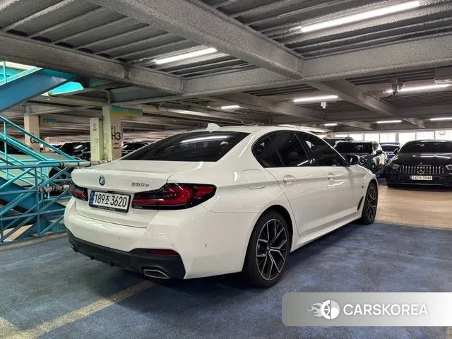 BMW 5 Series (G30) id 3036654 из Кореи 7