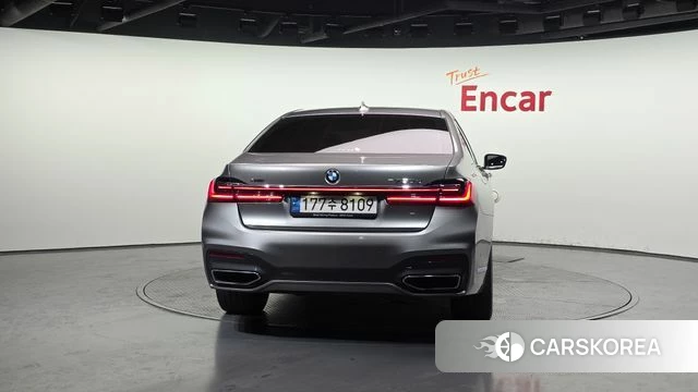 BMW 7 Series (G11) id 4323633 из Кореи 14
