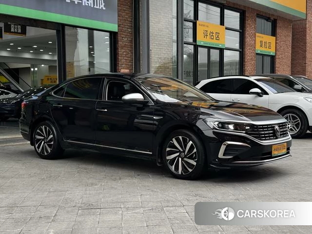 Volkswagen Passat id 4255817 из Китая 15