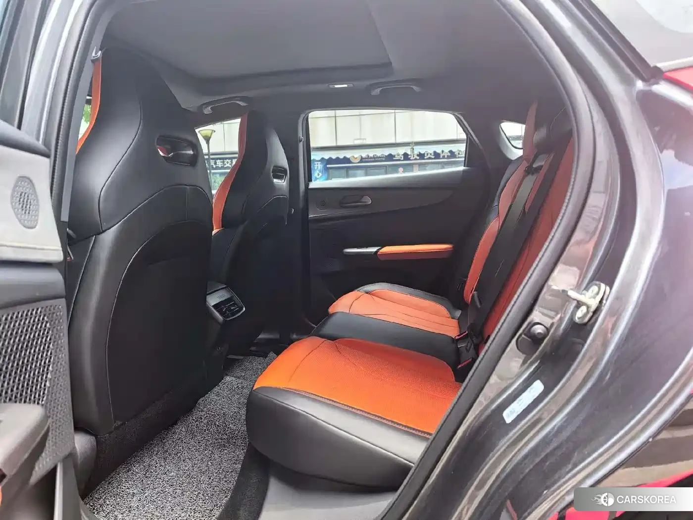 Chang'an Changan UNI-V 2025 Champagne/brown из Китая, фото 4