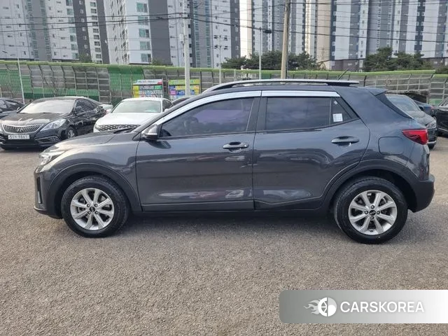 Kia Stonic id 3617302 из Кореи 14