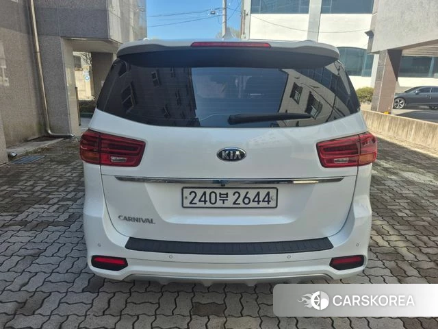 Kia The New Carnival id 4225292 из Кореи 14