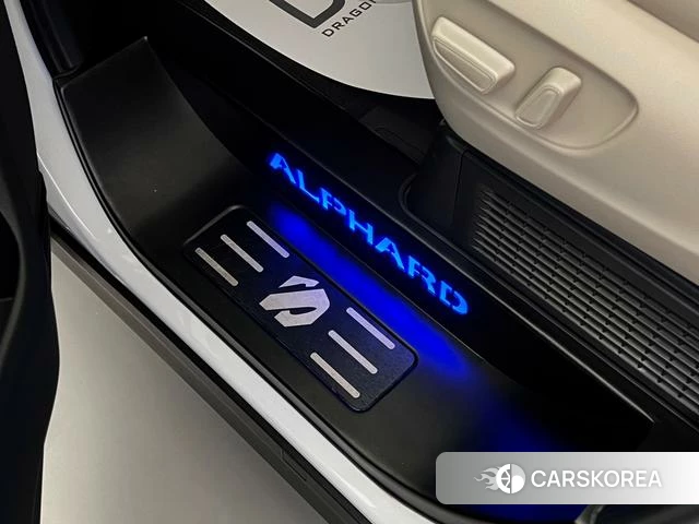 Toyota Elfa id 4263573 из Китая 9