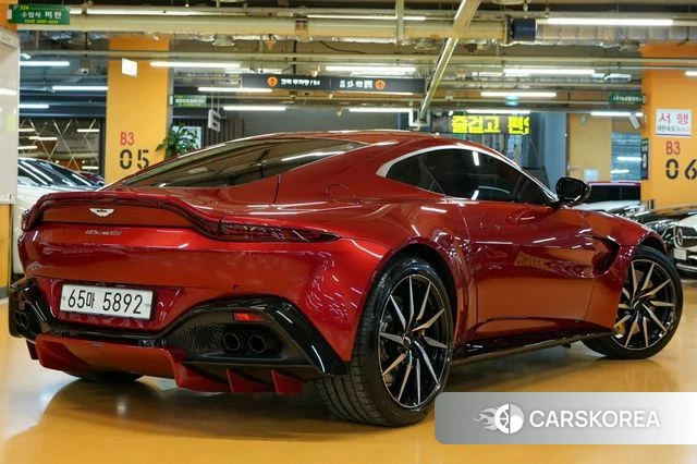 Aston Martin Vantage 2nd Generation id 4654216 из Кореи 14