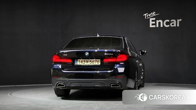 BMW 5 Series (G30) id 4244982 из Кореи 14
