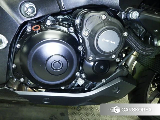 Engine photo