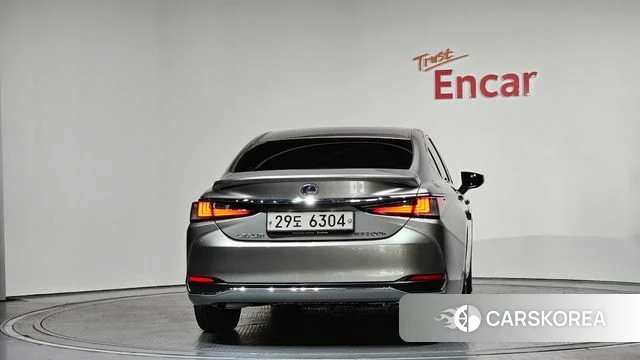 Lexus ES300h 7th generation id 4310789 из Кореи 14