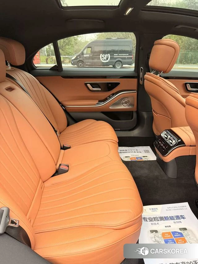 Mercedes-Benz S-class id 4366209 из Китая 9