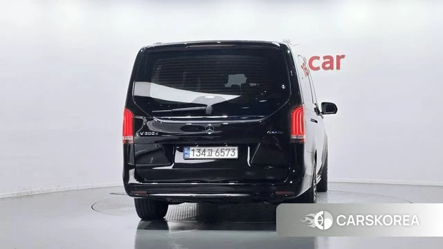 Mercedes-Benz V-Class id 4731763 из Кореи 26