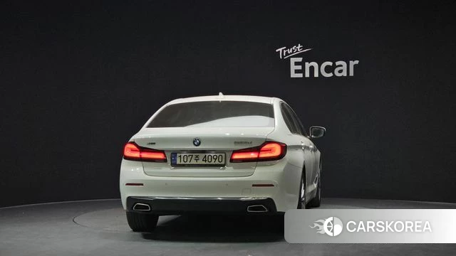 BMW 5 Series (G30) id 3936064 из Кореи 14