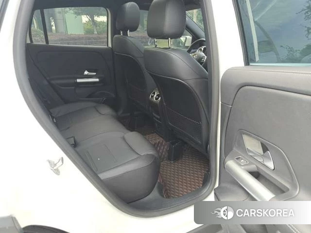 Mercedes-Benz GLA 2021 Белый из Китая, фото 4