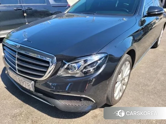 Mercedes-Benz E-Class W213 2019 Черный из Кореи, фото 4