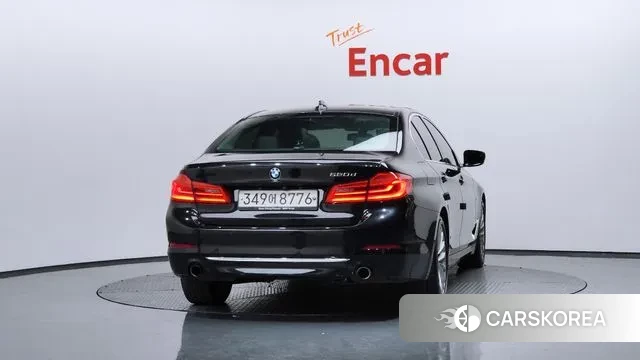 BMW 5 Series (G30) id 3303085 из Кореи 14