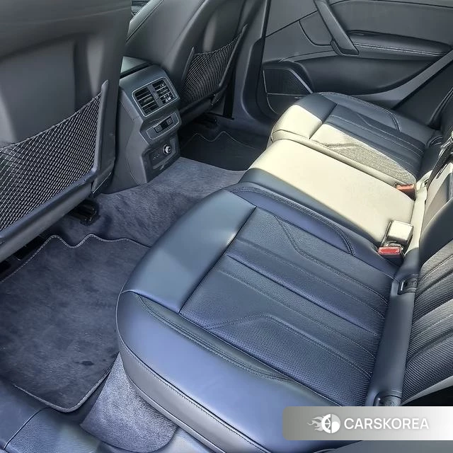 Audi Q5L 2025 Черный из Китая, фото 5