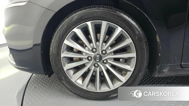 Kia Come New K7 id 4652210 из Кореи 31