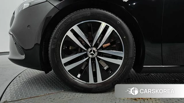 Mercedes-Benz A-Class W177 id 4519215 из Кореи 26