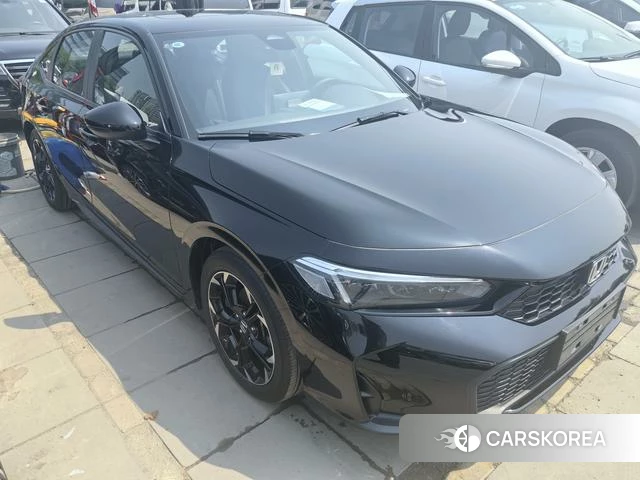 Honda Civic 2026 Черный из Китая, фото 4
