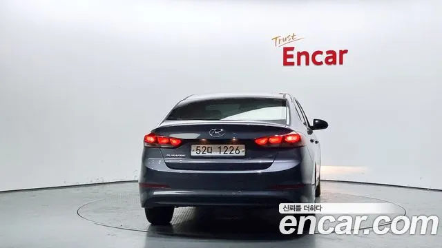 Hyundai Avante AD id 2850861 из Кореи 14