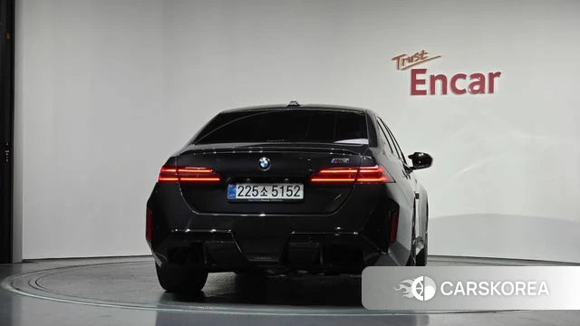 BMW M5 (G90) id 4336616 из Кореи 29
